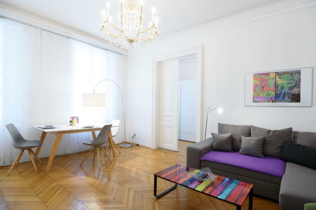 Apartament City Apartment *